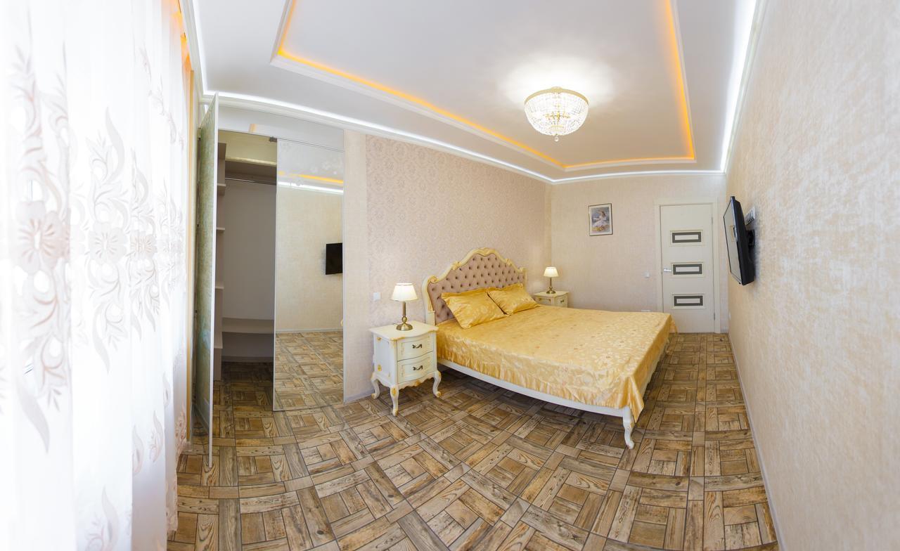 Apartment Near Railway Station Kiev Eksteriør billede